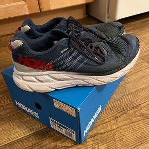 Hoka Clifton 6 running shoes size 11.5